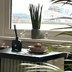 1bdr Dazzling Only 8 Min To Wenceslas Square Apartman *