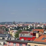 1bdr Dazzling Only 8 Min To Wenceslas Square Prága