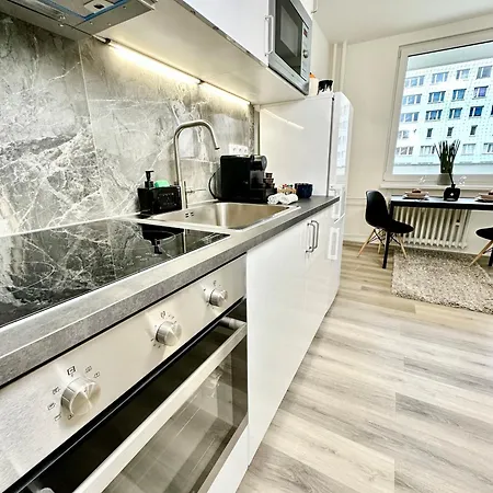 1bdr Dazzling Only 8 Min To Wenceslas Square