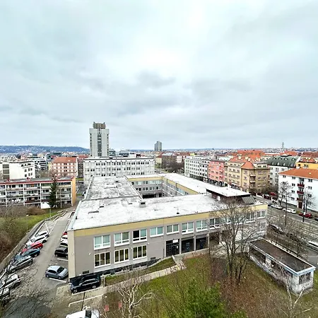 1bdr Dazzling Only 8 Min To Wenceslas Square *